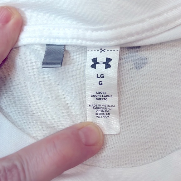 Under Armour sleeveless athletic top w/ high side slits Size- L Color- White - Picture 7 of 9